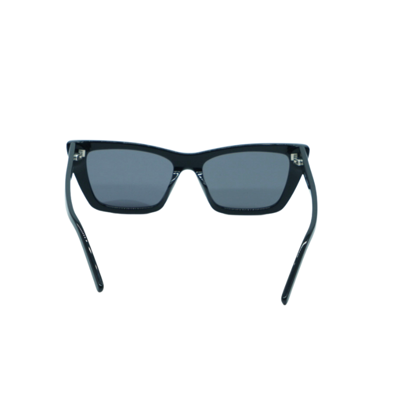 Yves Saint Laurent 1.4